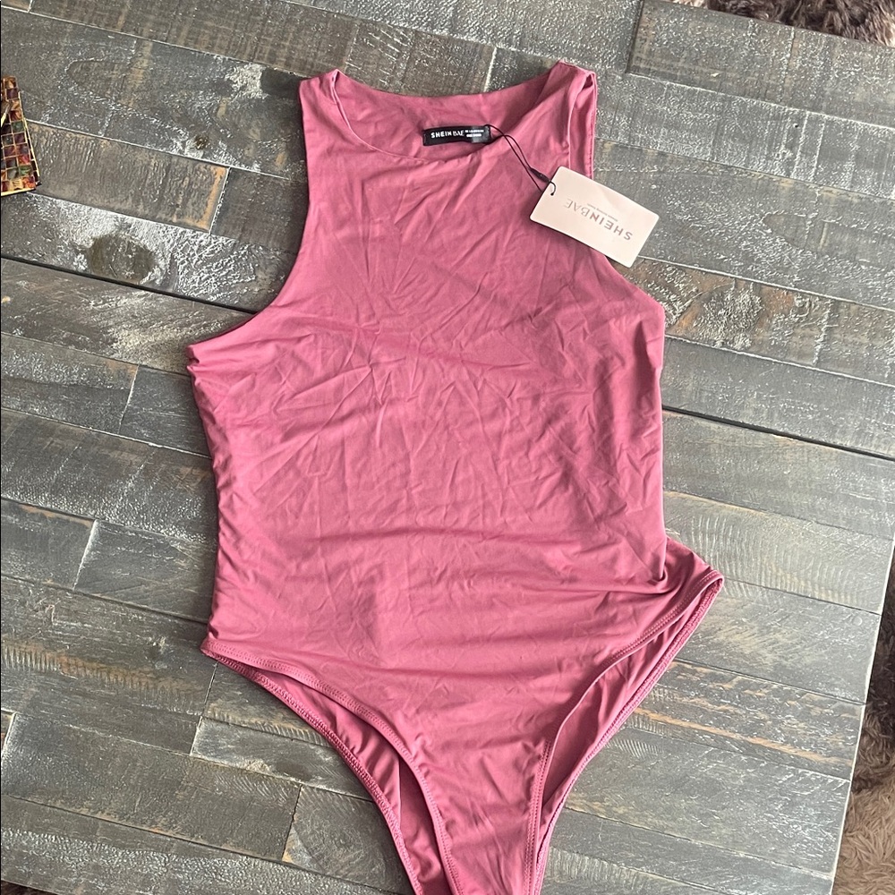 SHEIN Dusty Rose High-Neck Sleeveless Bodysuit